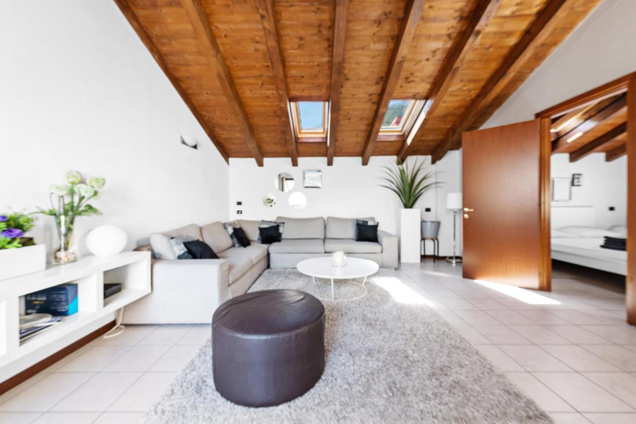 Casacamelia 35, 3 Bdrm With View Lake Como Apartment Acquaseria Екстериор снимка