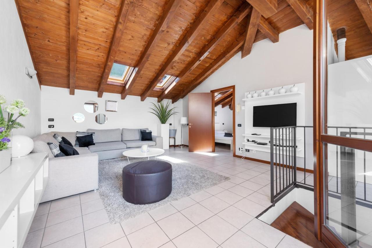 Casacamelia 35, 3 Bdrm With View Lake Como Apartment Acquaseria Екстериор снимка